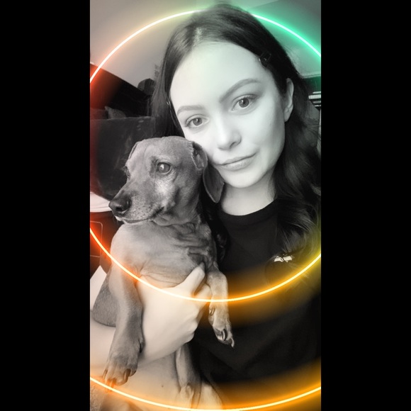 Meet your Posher, Aleecia - Picture 1 of 1